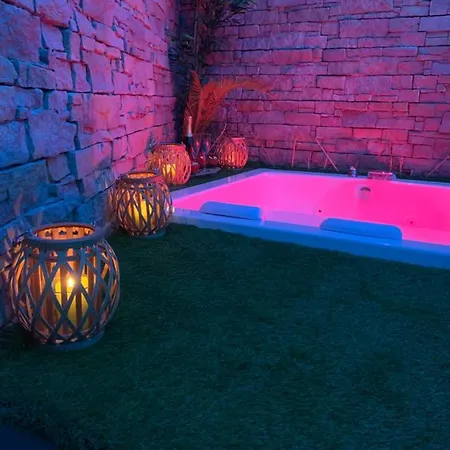 Oda ve Kahvaltı La Collina Di Capodimonte 4*