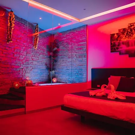 La Collina Di Capodimonte Napoli