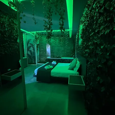 Oda ve Kahvaltı La Collina Di Capodimonte 4*