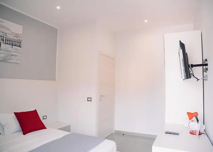 לינה וארוחת בוקר La Collina Di Capodimonte 4*