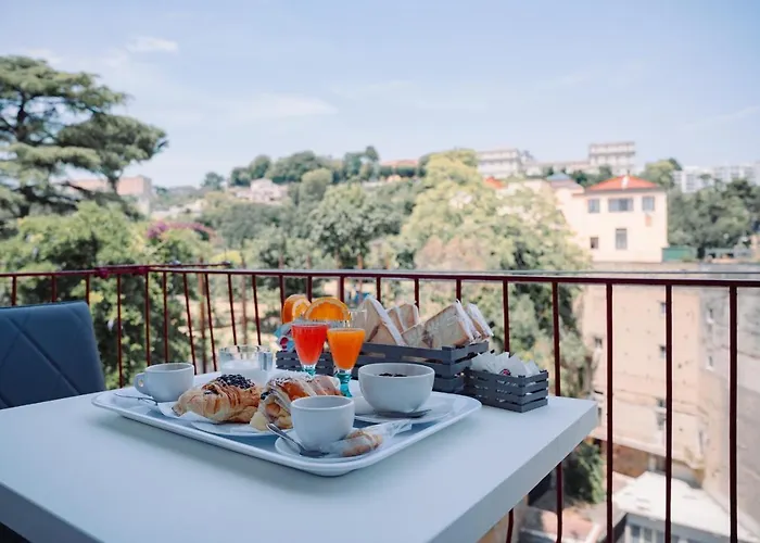 La Collina Di Capodimonte לינה וארוחת בוקר נאפולי