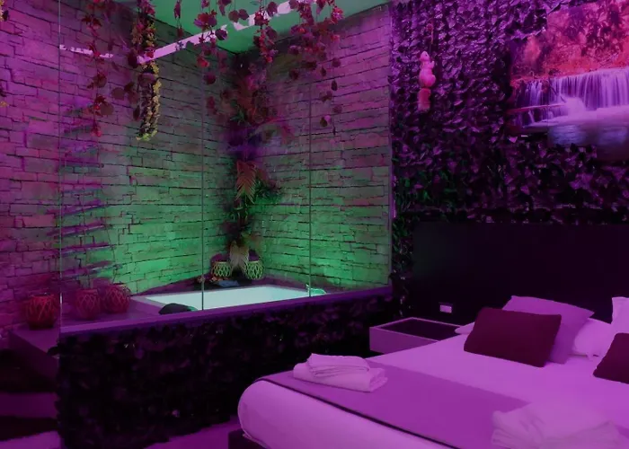 La Collina Di Capodimonte לינה וארוחת בוקר נאפולי